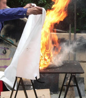 Couverture anti-feu