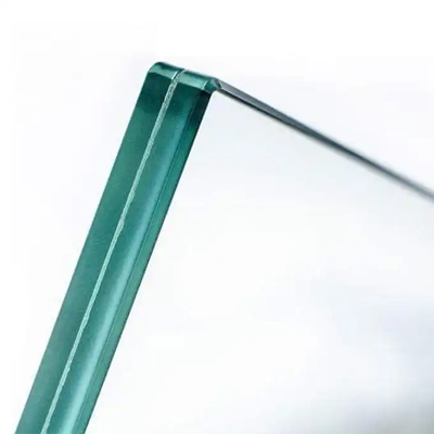 Verre feuillet&eacute;