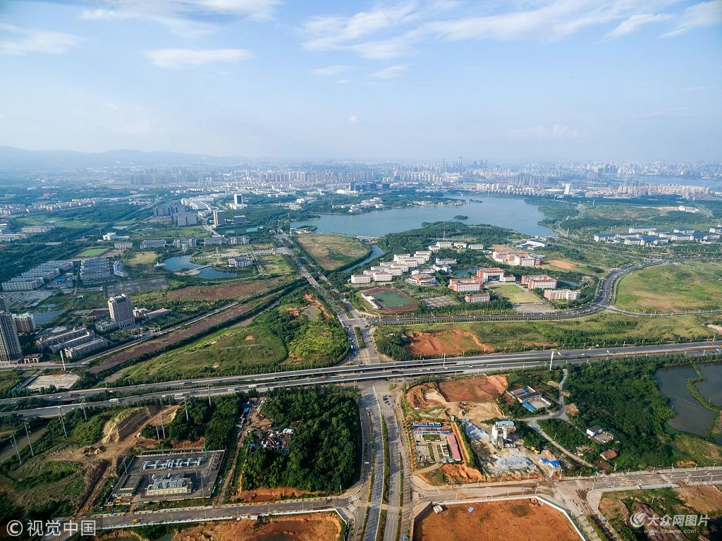 Projet d'approvisionnement en mat&eacute;riaux du r&eacute;seau routier municipal, nouvelle ville de Jiulonghu, Nanchang